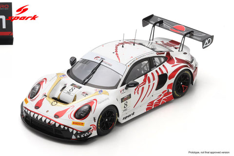 Spark 1/18 Porsche GT3 R No.8 AO Racing Winner Suzuka 1000km 2026 L. Heinrich - A. Picariello - J. Andlauer With Pit Board)