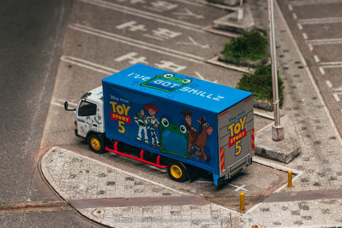 Tarmac Works 1/64 Mitsubishi Fuso Canter Toy Story 5