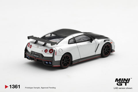 Mini GT 1/64 Nissan GT-R NISMO 2024 – Silver