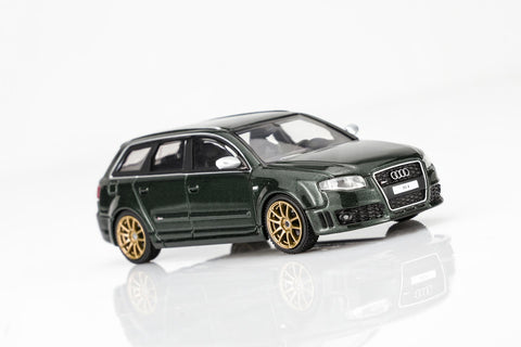 Motorhelix 1/64 Audi RS4 (B7) 2005 - Deep Green Pearl