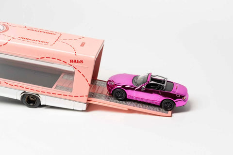 GCD 1/64 Lifting Van w/ Pink Pig Chrome MX-5