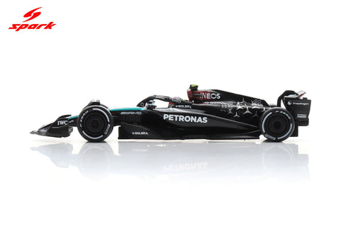 Spark 1/64 Mercedes-AMG PETRONAS Formula One Team No.44 F1 W15 E Performance Bahrain GP 2024 Lewis Hamilton