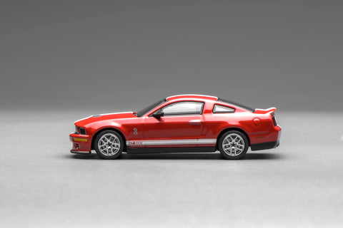Motorhelix X Greenlight 1/64 Motorhelix X Greenlight 1/64 Ford Mustang Shelby GT500 2007 Red