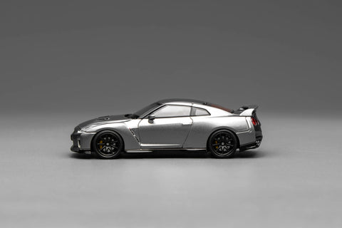 Motorhelix 1/64 Nissan GT-R (R35) Track Edition Engineered by Nismo 2020 Dark Metal Gray