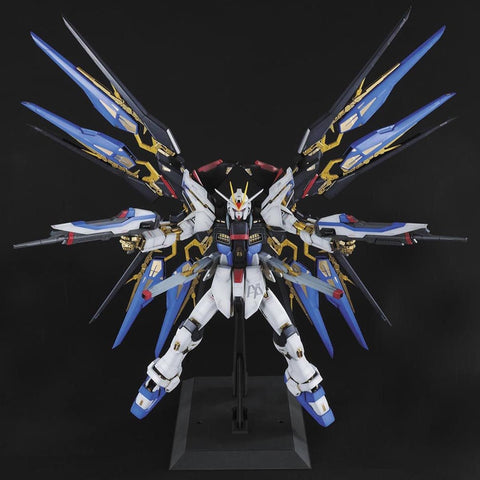 Bandai PG 1/60 Strike Freedom Gundam - GT Hobby Store
