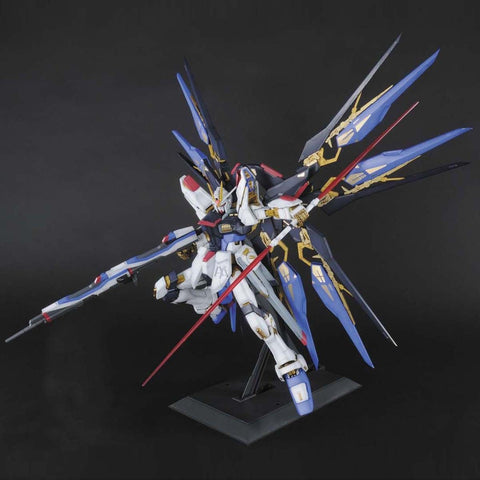 Bandai PG 1/60 Strike Freedom Gundam - GT Hobby Store