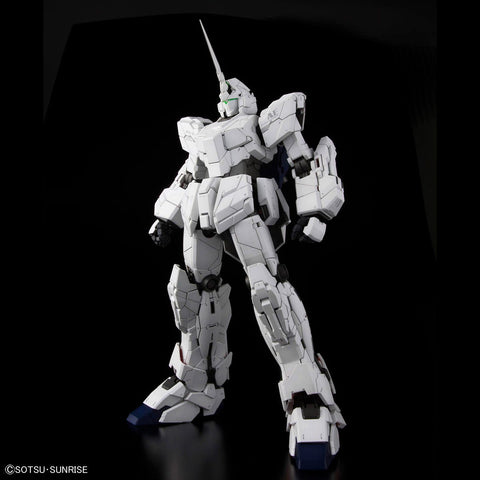 Bandai PG 1/60 Unicorn Gundam - GT Hobby Store