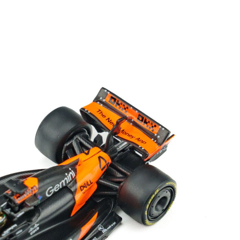 Minichamps 1/64 McLaren Formula 1 Team MCL39 - Lando Norris - Test Abu Dhabi 2025