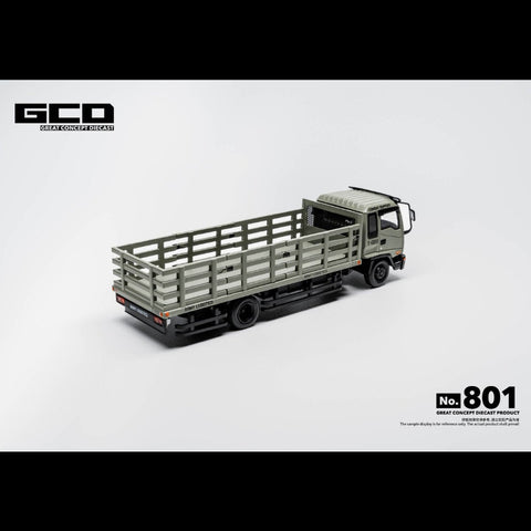 GCD 1/64 2002 Isuzu Forward Medium-Duty Truck - Military Green (RHD)