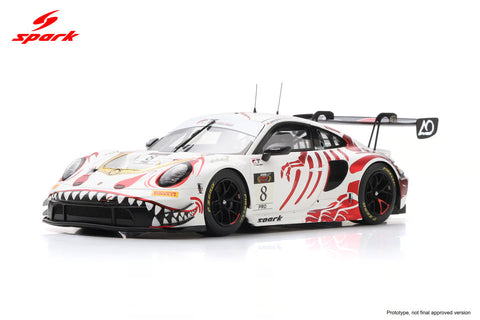 Spark 1/18 Porsche GT3 R No.8 AO Racing Winner Suzuka 1000km 2026 L. Heinrich - A. Picariello - J. Andlauer With Pit Board)