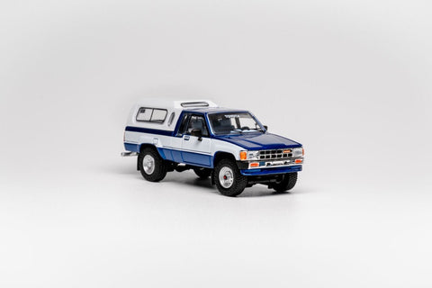 GCD 1/64 Toyota Hilux SR5 XTRA Cab 1985 Blue (LHD) - GT Hobby Store