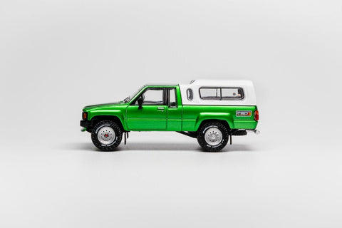 GCD 1/64 Toyota Hilux SR5 XTRA Cab 1985 Green (LHD) - GT Hobby Store