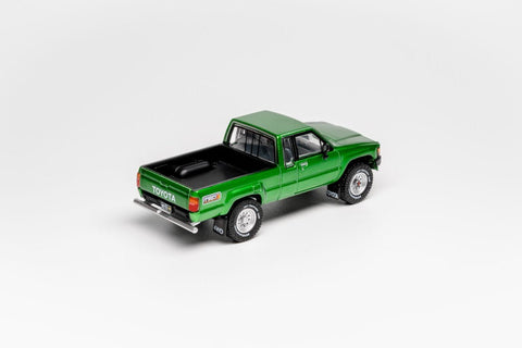 GCD 1/64 Toyota Hilux SR5 XTRA Cab 1985 Green (LHD) - GT Hobby Store