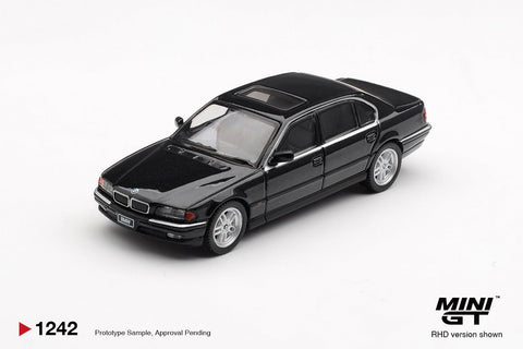 Mini GT 1:64 BMW 750IL – Black Sapphire – Limited Edition - GT Hobby Store