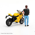 Mini GT 1/64 Ducati Panigale V4 S with Ducati Figure Yellow - GT Hobby Store