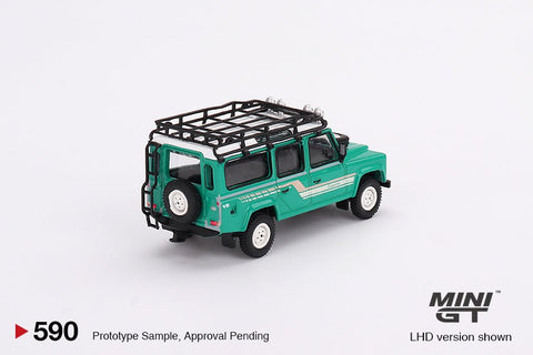 Mini GT 1:64 Land Rover Defender 110 1985 Station Wagon Green - GT Hobby Store