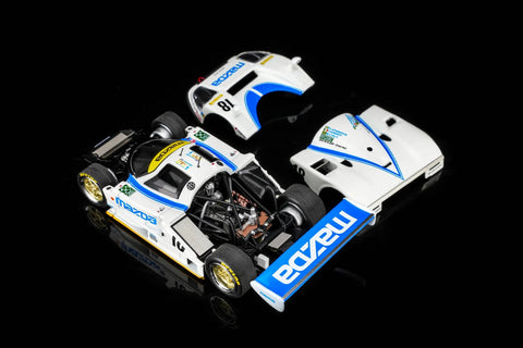 Motorhelix 1/64 Mazda 787B 18 White/Blue - GT Hobby Store