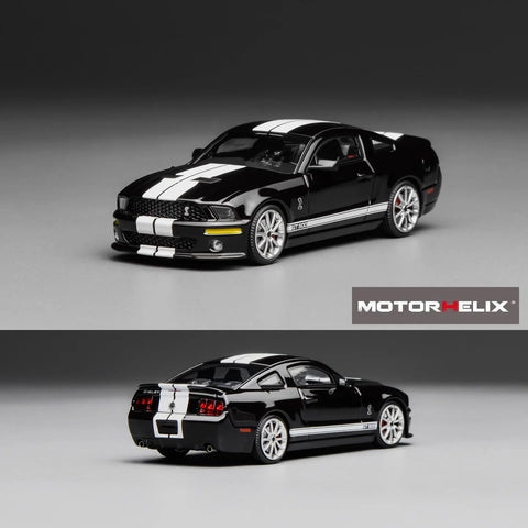 Motorhelix X Greenlight 1/64 Ford Mustang Shelby GT500 2007 Black With White Stripe - GT Hobby Store