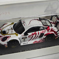 Spark 1/43 Porsche 911 GT3 R - Suzuka 1000 km 2026 - AO Racing - Presentation Edition - GT Hobby Store