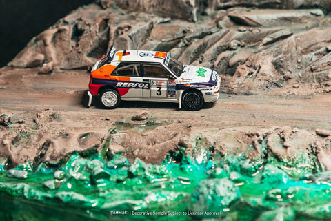 Tarmac Works 1:64 Lancia Delta HF Integrale Acropolis Rally 1993 Carlos Sainz / Luis Moya - GT Hobby Store