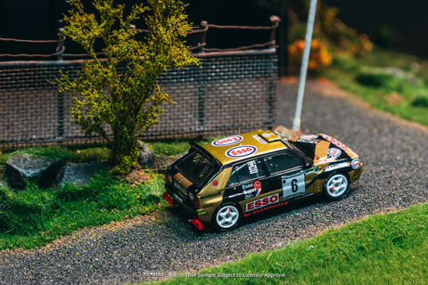 Tarmac Works 1:64 Lancia Delta HF Integrale ECR Piancavallo Rally 1993 Winner Piero Longhi / Maurizio Imerito - GT Hobby Store