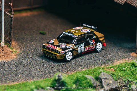 Tarmac Works 1:64 Lancia Delta HF Integrale ECR Piancavallo Rally 1993 Winner Piero Longhi / Maurizio Imerito - GT Hobby Store