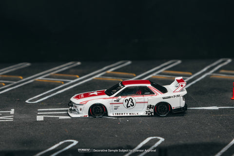 Tarmac Works 1/64 LB-KAIDO WORKS Nissan R32 Skyline Tarmac Model Car + Trading Cards Combo Set- Hobby64 - GT Hobby Store