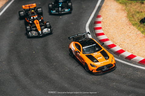 Tarmac Works 1/64 Mercedes-Benz AMG GT Black Series Safety Car of British GP 2025 – Global64 - GT Hobby Store