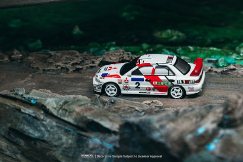 Tarmac Works 1:64 Mitsubishi Lancer Evolution III Hong Kong Beijing Rally 1996 Winner Ari Vatanen / Christian Gilbert – Global64 – Limited Edition - GT Hobby Store